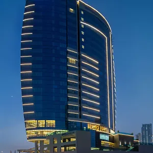 ***** Отель Radisson Blu Hotel, Canal View ОАЭ